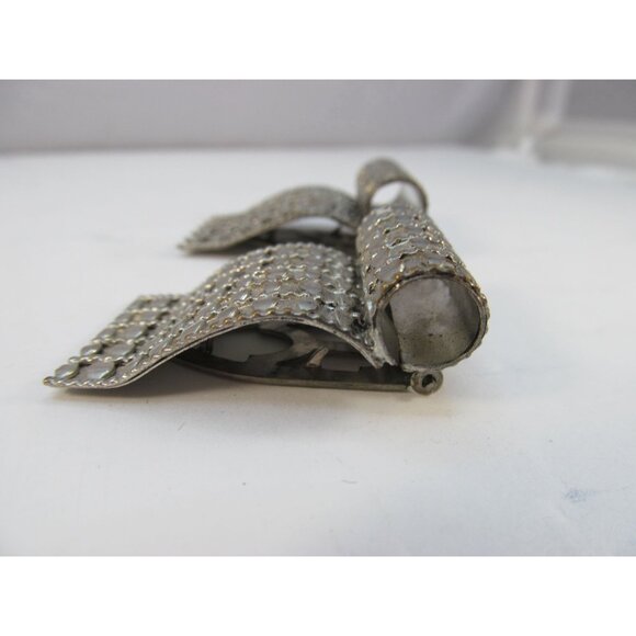 Vintage Set of Dress Clips Silver Aluminum Ripple Textured Design - Picture 4 of 11